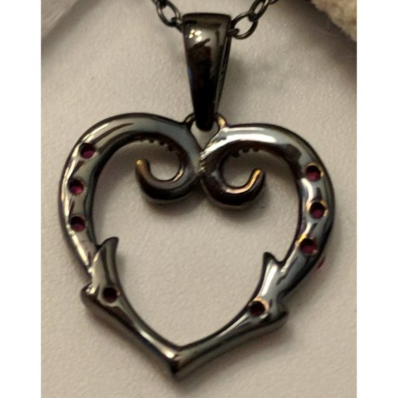 Punk Style Black Heart Pendant with Rubies In 925 Silver, Beautiful! - Picture 3 of 3